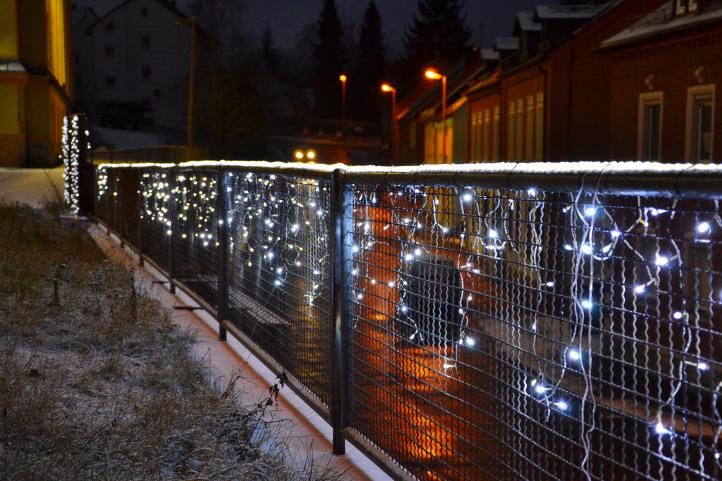 Vánoční světelný déšť - 2,7 m, 72 LED, studeně bílý