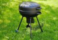 BBQ kulatý gril na dřevěné uhlí