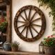 Dřevěné dekorativní kolo na zeď 90 cm, rustikální, s nýty