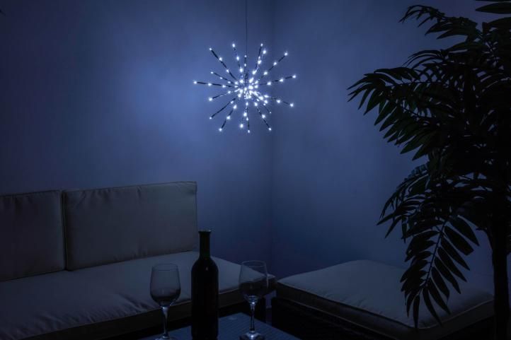 Vánoční LED osvětlení - meteorický déšť, stud. bílý, 120 LED