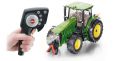 Hračka Siku Control - RC traktor John Deere 8345R s dálkovým ovládáním 1:32