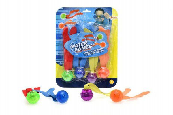 Zábavné míčky pro potápění 4ks plast se světlem na baterie na kartě 22x28x4cm