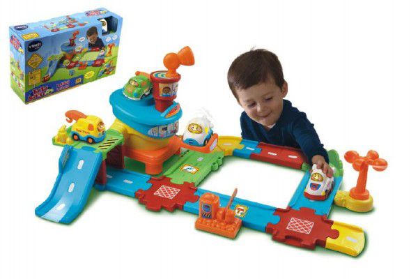 Tut Tut Letiště + letadlo 9cm plast na baterie se zvukem se světlem v krabici 46x28x13cm Vtech